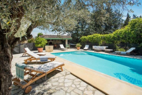 Mas des Olivades - Ferme Provençale - Piscine